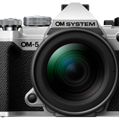 OM 5 + 12-45 SILVER (600€ D’ACCESSOIRES OLYMPUS OFFERT*)