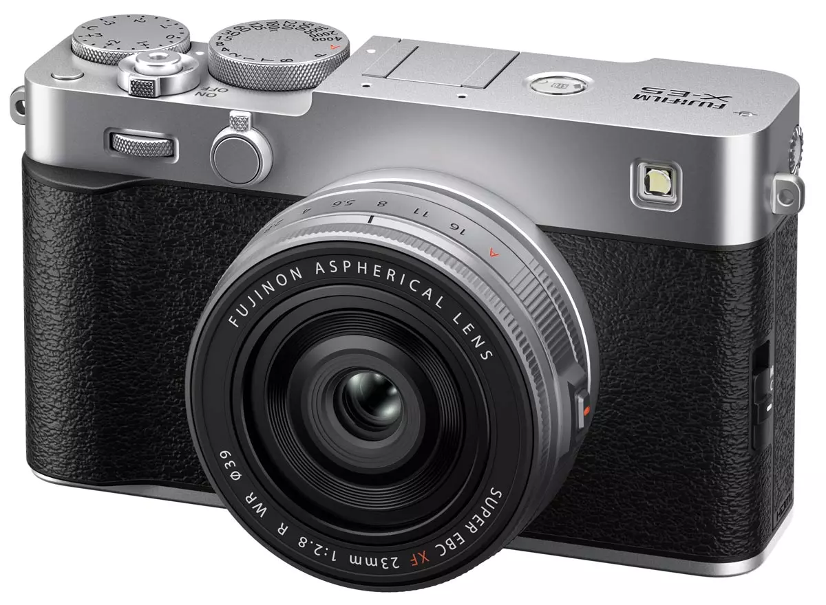 FUJI X-E5 SILVER  + 23/2.8 R WR