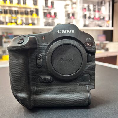 CANON EOS R3